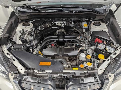 Used 2018 Subaru Forester 2.5i Touring w/ Popular Package #3B image 14