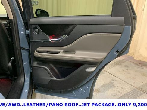 Used 2025 Lincoln Corsair Reserve w/ Equipment Group 202A image 14