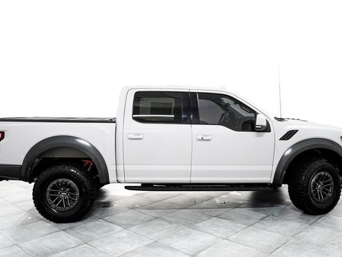 Used 2019 Ford F150 Raptor w/ Equipment Group 802A Luxury AWD/4WD image 7