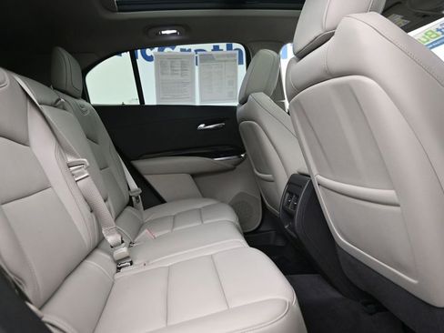 Used 2020 Cadillac XT4 Premium Luxury w/ Cold Weather Package AWD/4WD image 8