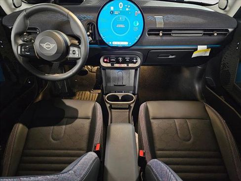Certified 2025 MINI Cooper S FWD image 18