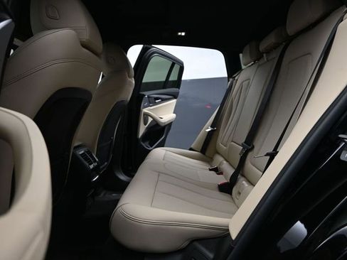 Used 2024 BMW X4 M40i w/ Premium Package image 13