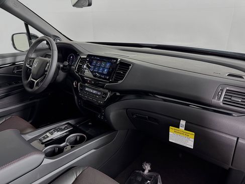 New 2026 Honda Ridgeline Black Edition image 38