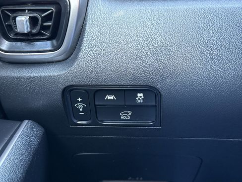 Used 2022 Kia Sorento EX w/ Panoramic Sunroof Package image 21