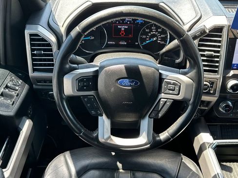 Certified 2020 Ford F350 Platinum w/ Tremor Off-Road Package AWD/4WD image 24