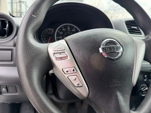 Used 2015 Nissan Versa S FWD image 14
