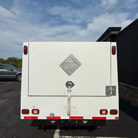 Used 2013 Chevrolet Silverado 3500 W/T w/ Skid Plate Package AWD/4WD image 4