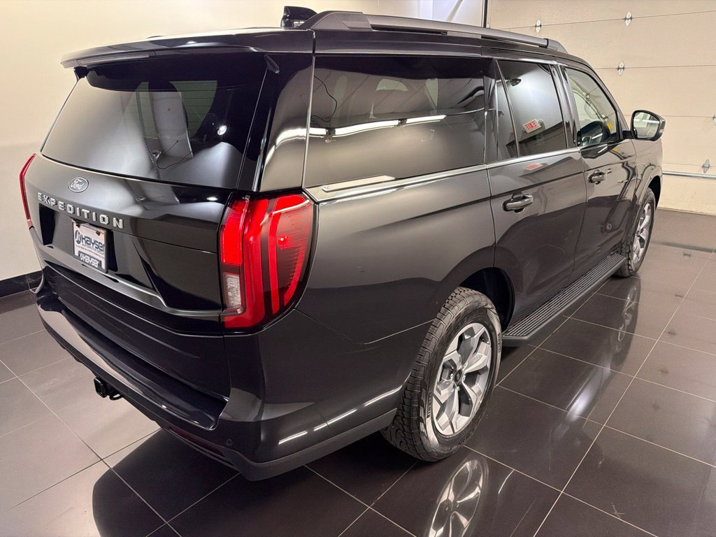 New 2027 Ford Expedition Active AWD/4WD image 6