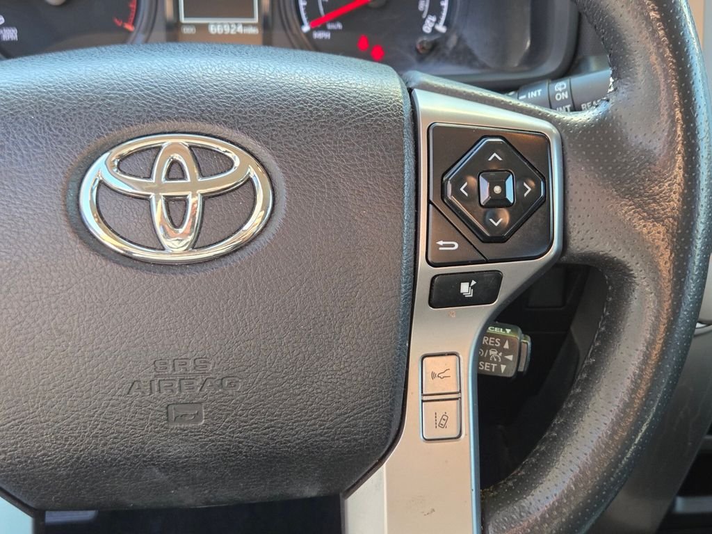 Used 2021 Toyota 4Runner SR5 RWD image 26