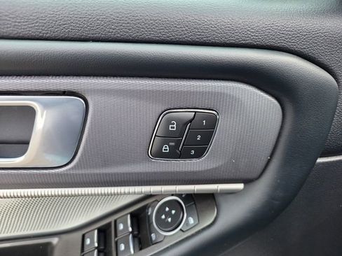 Used 2025 Ford Explorer ST image 20