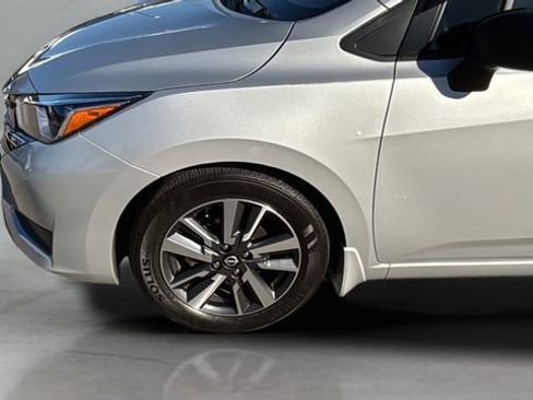 Used 2024 Nissan Versa S w/ S Plus Package image 32