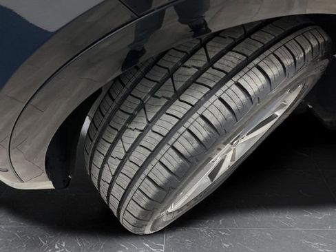 Used 2023 Genesis GV80 3.5T Advanced + w/ Cargo Package image 39