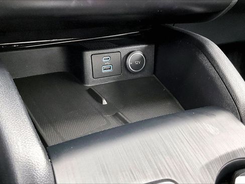 Used 2020 Ford Escape SE Sport image 33