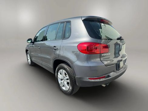 Used 2014 Volkswagen Tiguan S FWD image 9