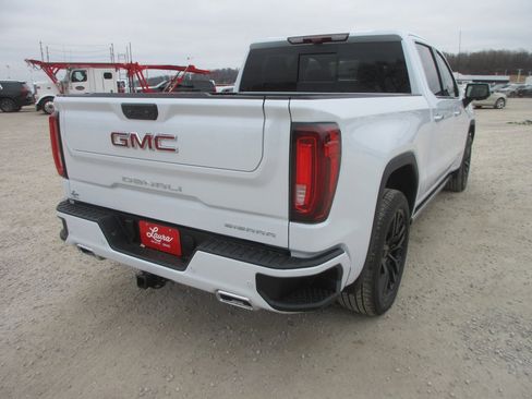 New 2026 GMC Sierra 1500 Denali w/ Denali Reserve Package image 5