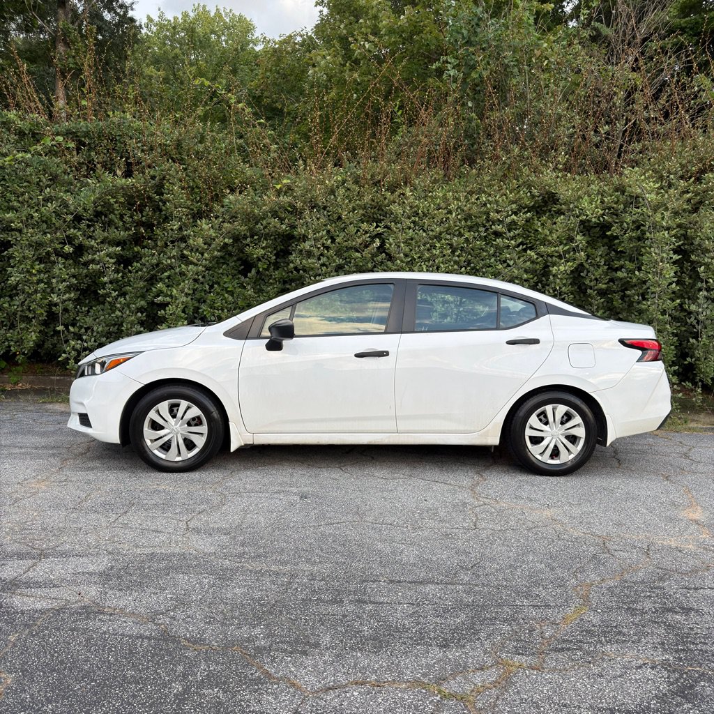 Used 2020 Nissan Versa S FWD image 1