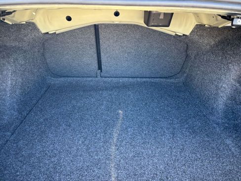 Used 2025 Volkswagen Jetta SE image 30