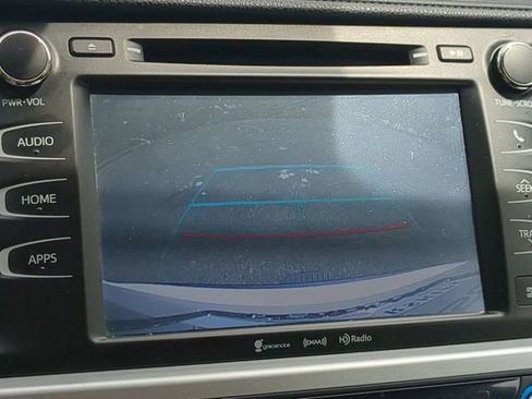 Used 2018 Toyota Highlander SE image 20