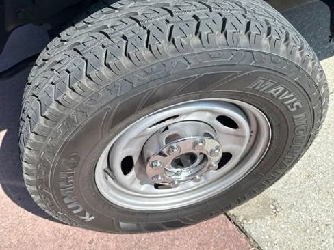 Used 2014 Ford F250 XL w/ Power Equipment Group AWD/4WD image 9