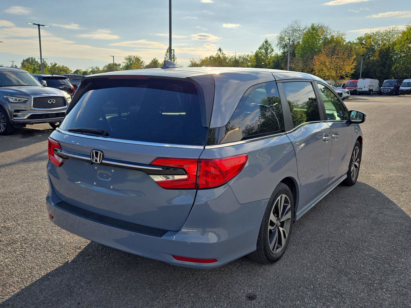 Used 2023 Honda Odyssey Touring image 7