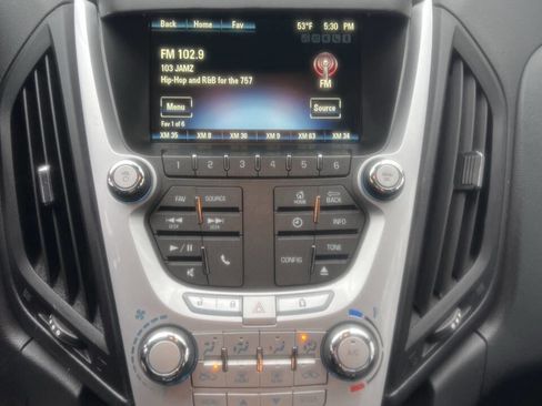 Used 2015 Chevrolet Equinox LT w/ Driver Convenience Package image 10