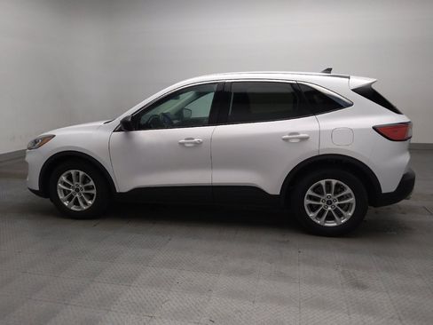 Used 2022 Ford Escape SE FWD image 3