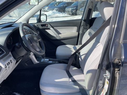 Used 2016 Subaru Forester 2.5i Premium image 3