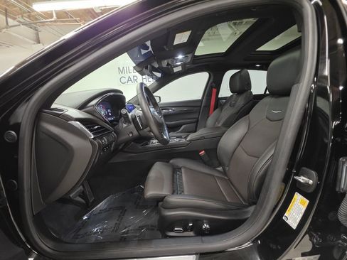 Used 2024 Cadillac CT5 V w/ Premium Package AWD/4WD image 8