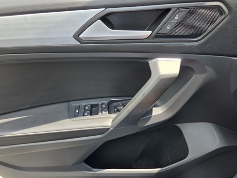 Certified 2023 Volkswagen Tiguan S FWD image 27