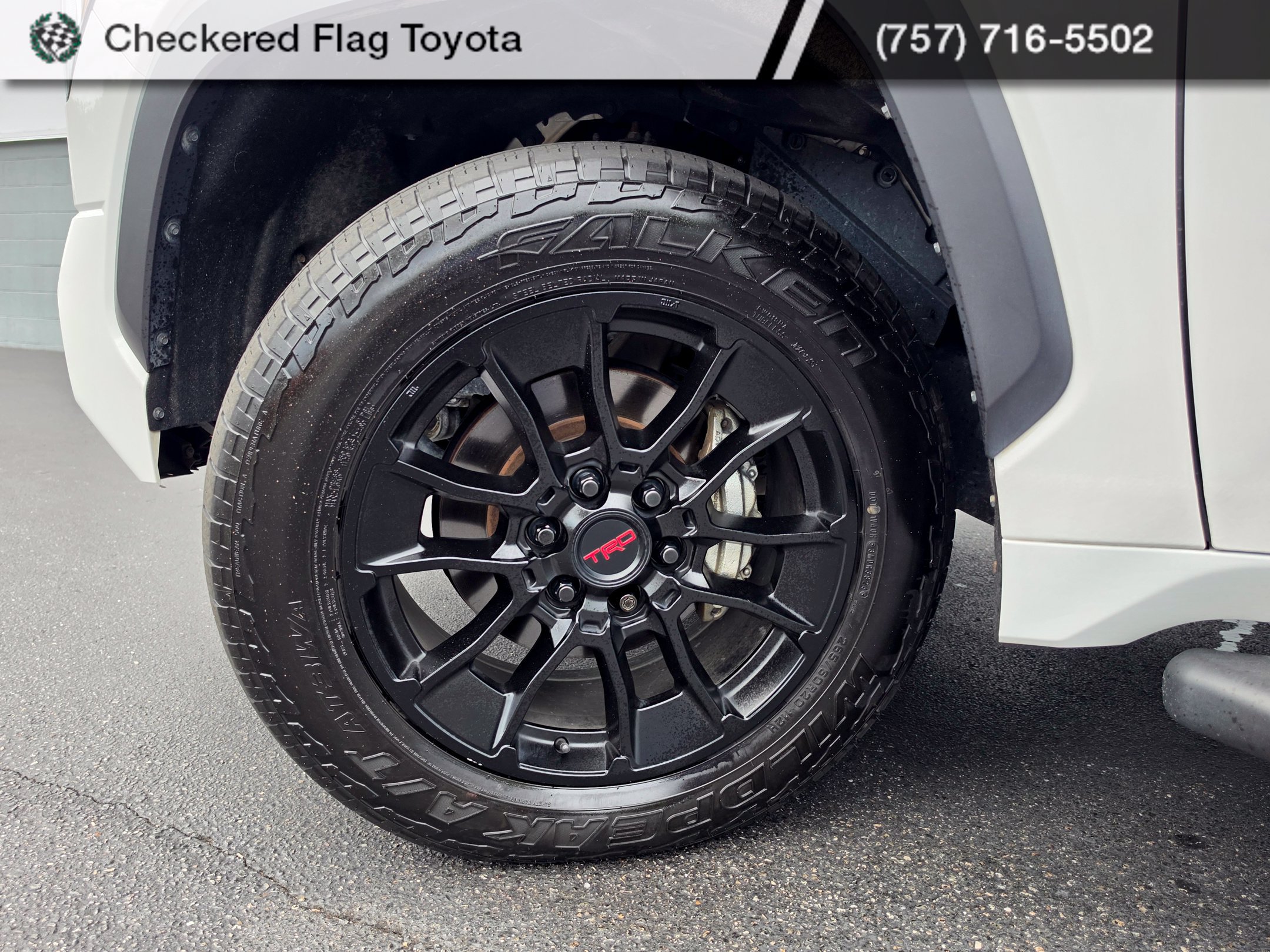 Used 2024 Toyota Tundra Limited AWD/4WD image 9