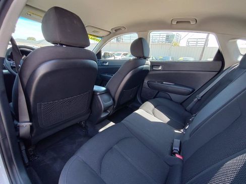 Used 2019 Kia Optima LX FWD image 31