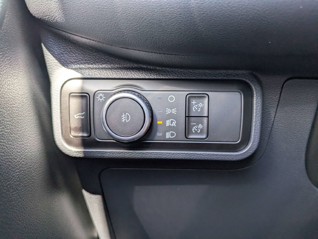 New 2027 Ford Explorer ST-Line RWD image 31