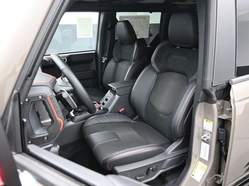 New 2025 Ford Bronco Raptor image 8