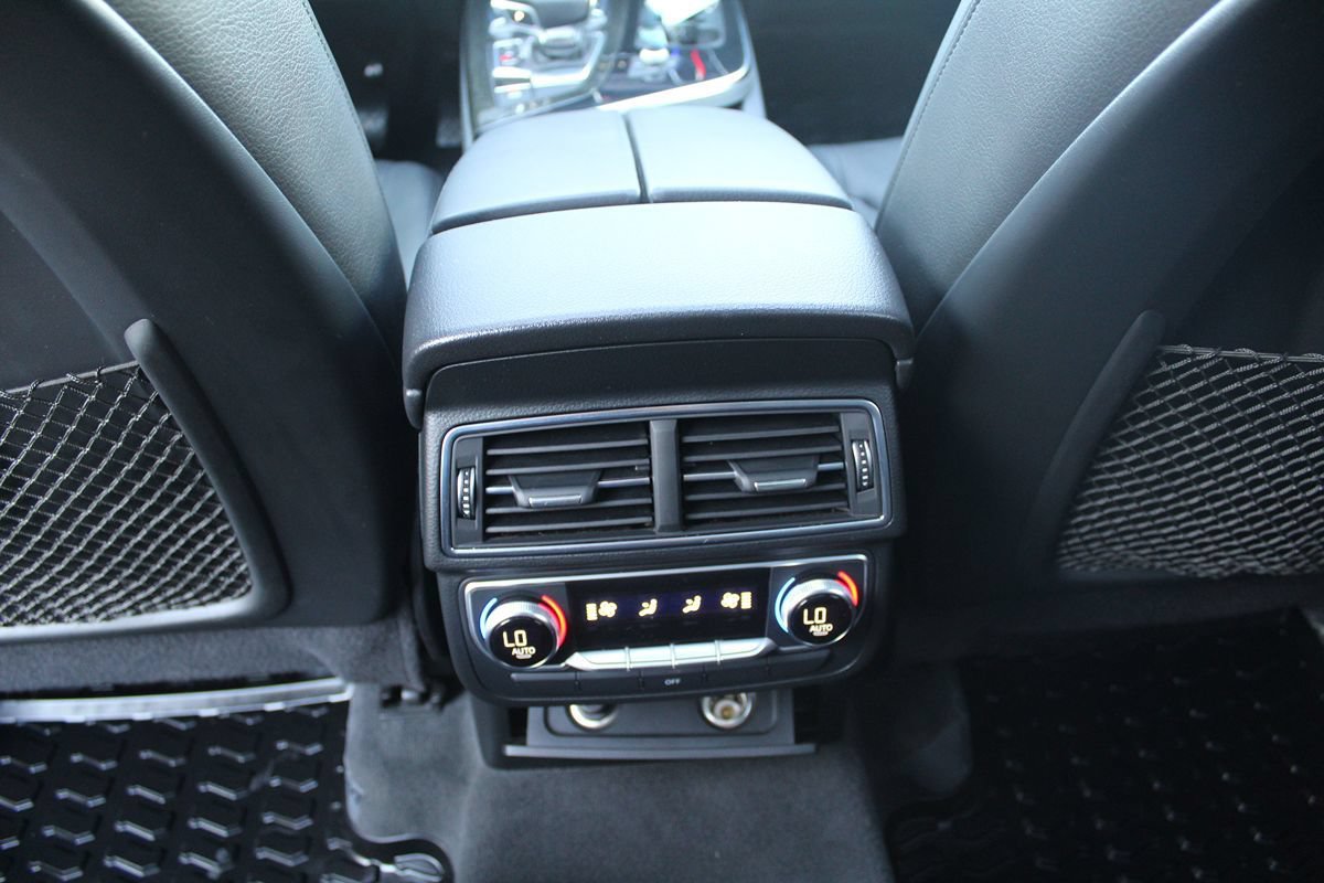 Used 2017 Audi Q7 3.0T Premium Plus AWD/4WD image 26
