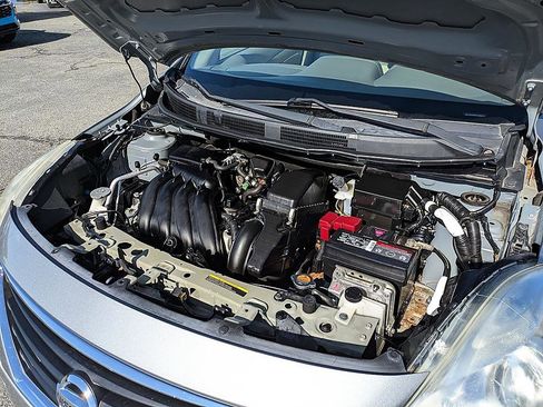 Used 2012 Nissan Versa SV w/ Convenience Pkg image 31