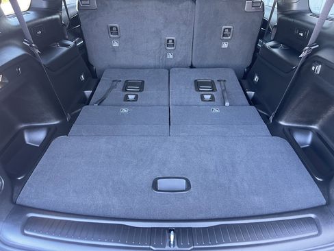 New 2025 Jeep Grand Cherokee L Laredo image 22