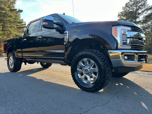 Used 2019 Ford F250 King Ranch w/ King Ranch Ultimate Package image 3