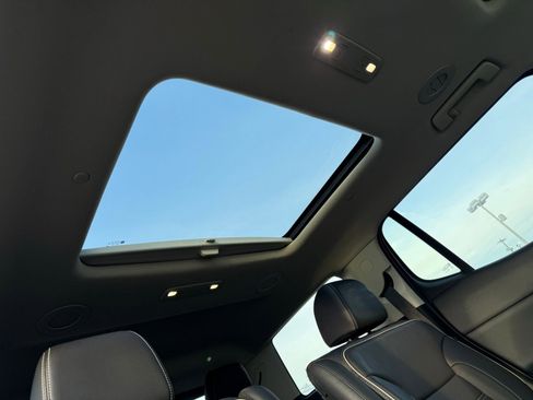 Used 2020 GMC Acadia Denali w/ Trailering Package image 16