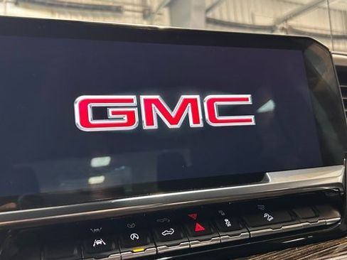 Used 2022 GMC Sierra 1500 Elevation w/ X31 Off-Road Package image 65