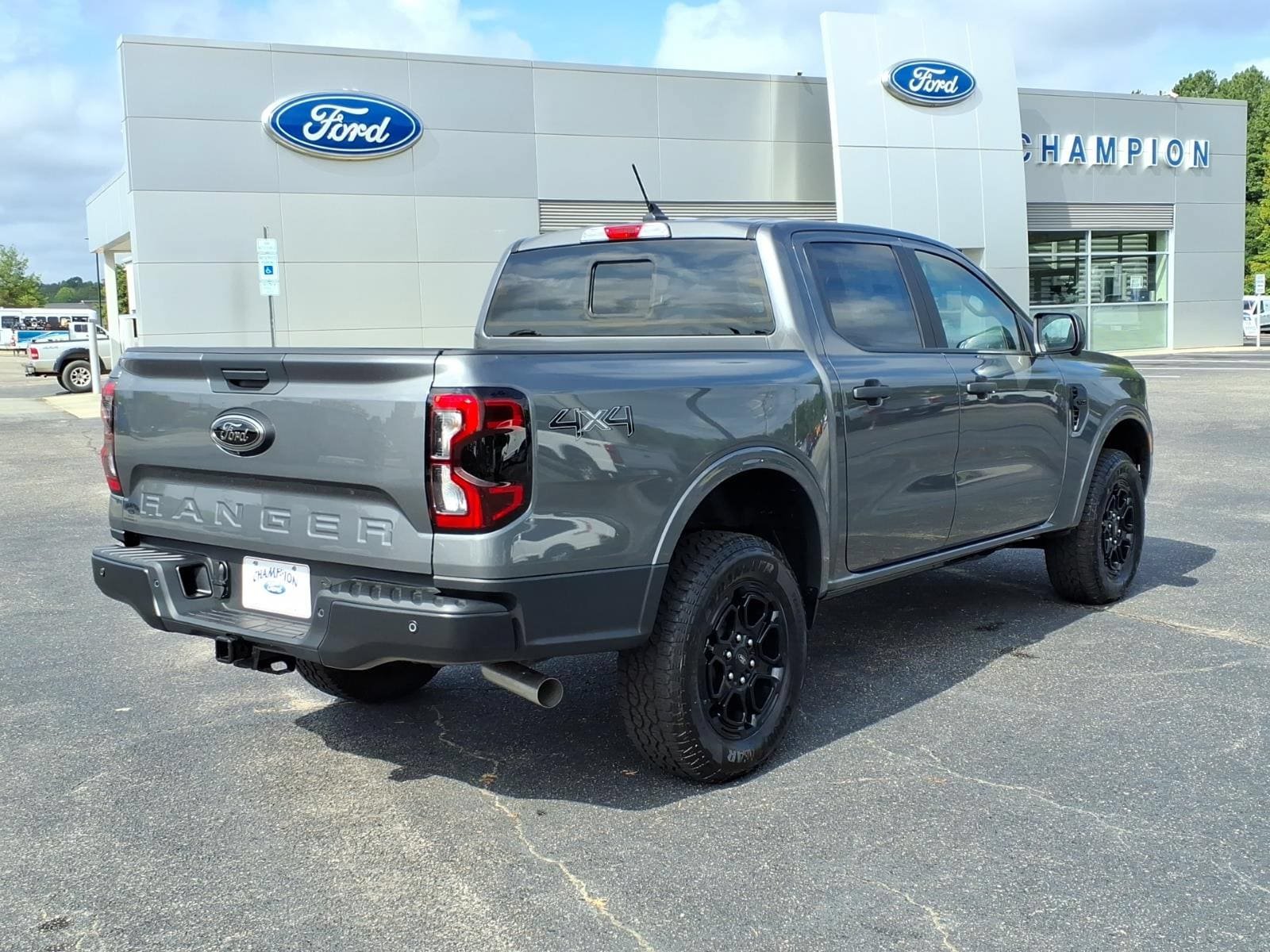 New 2026 Ford Ranger XLT w/ Equipment Group 301A High AWD/4WD image 23