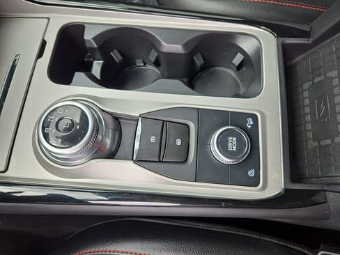 Used 2023 Ford Explorer ST-Line AWD/4WD image 34