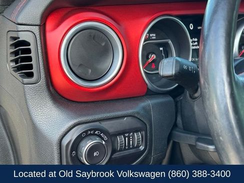 Used 2018 Jeep Wrangler Unlimited Rubicon image 33