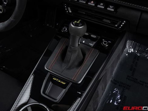 Used 2024 Porsche 911 GT3 RS RWD image 35