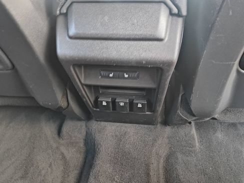 Used 2017 Land Rover Discovery Sport HSE AWD/4WD image 20