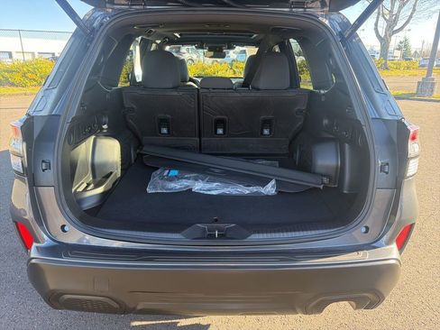Certified 2025 Subaru Forester Premium AWD/4WD image 19