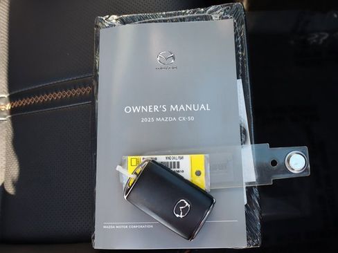 Used 2025 MAZDA CX-50 AWD 2.5 Hybrid w/ Premium Pkg image 51