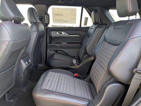 New 2026 Ford Explorer ST-Line image 15