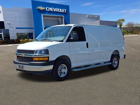 Used 2025 Chevrolet Express 2500 w/ Driver Convenience Package RWD image 32