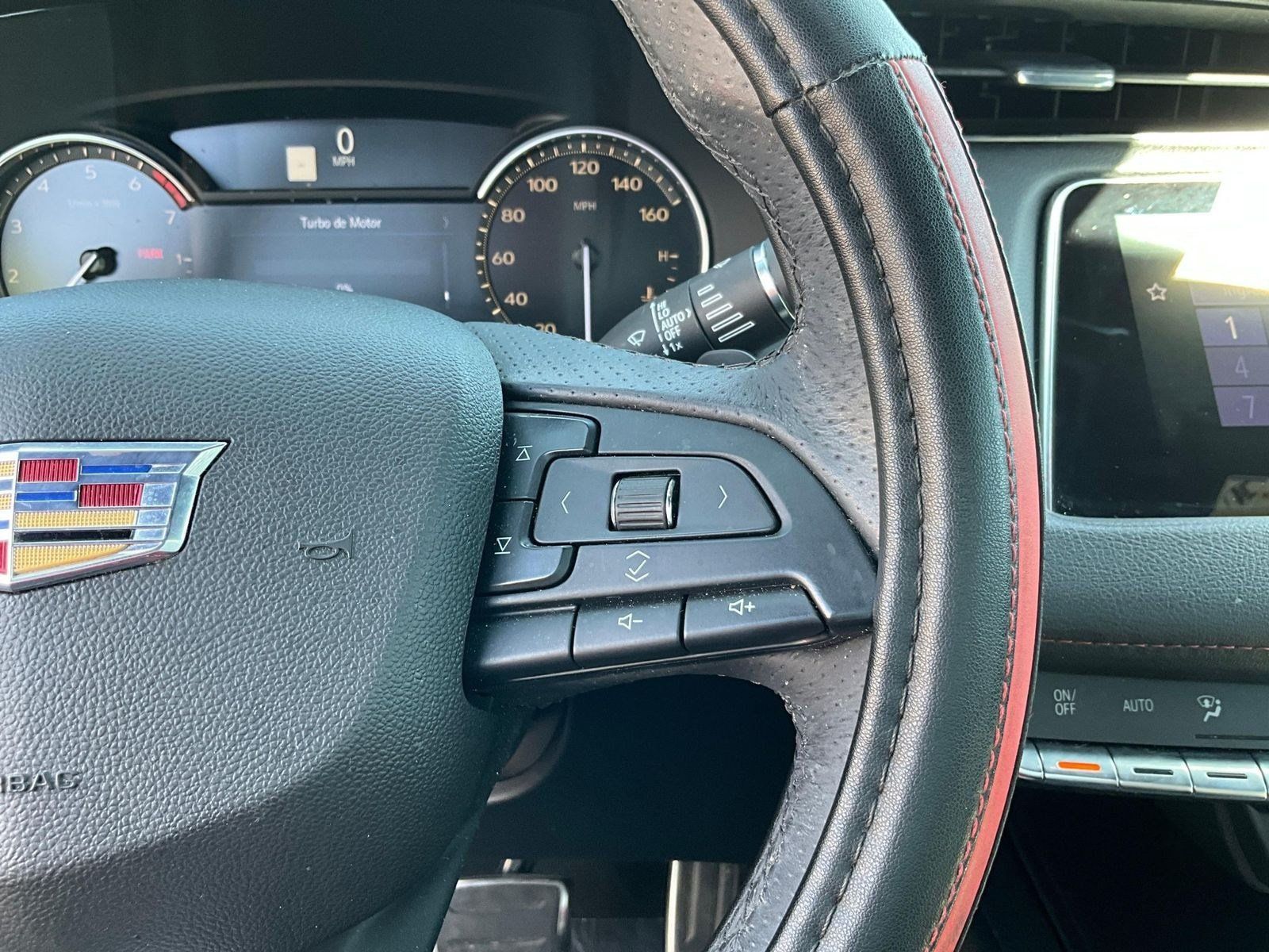 Used 2019 Cadillac XT4 Sport w/ Driver Awareness Package FWD image 11