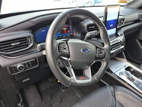 Used 2023 Ford Explorer ST w/ Technology Package AWD/4WD image 6